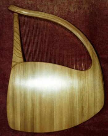 Back of Solo Chromatic Lyre